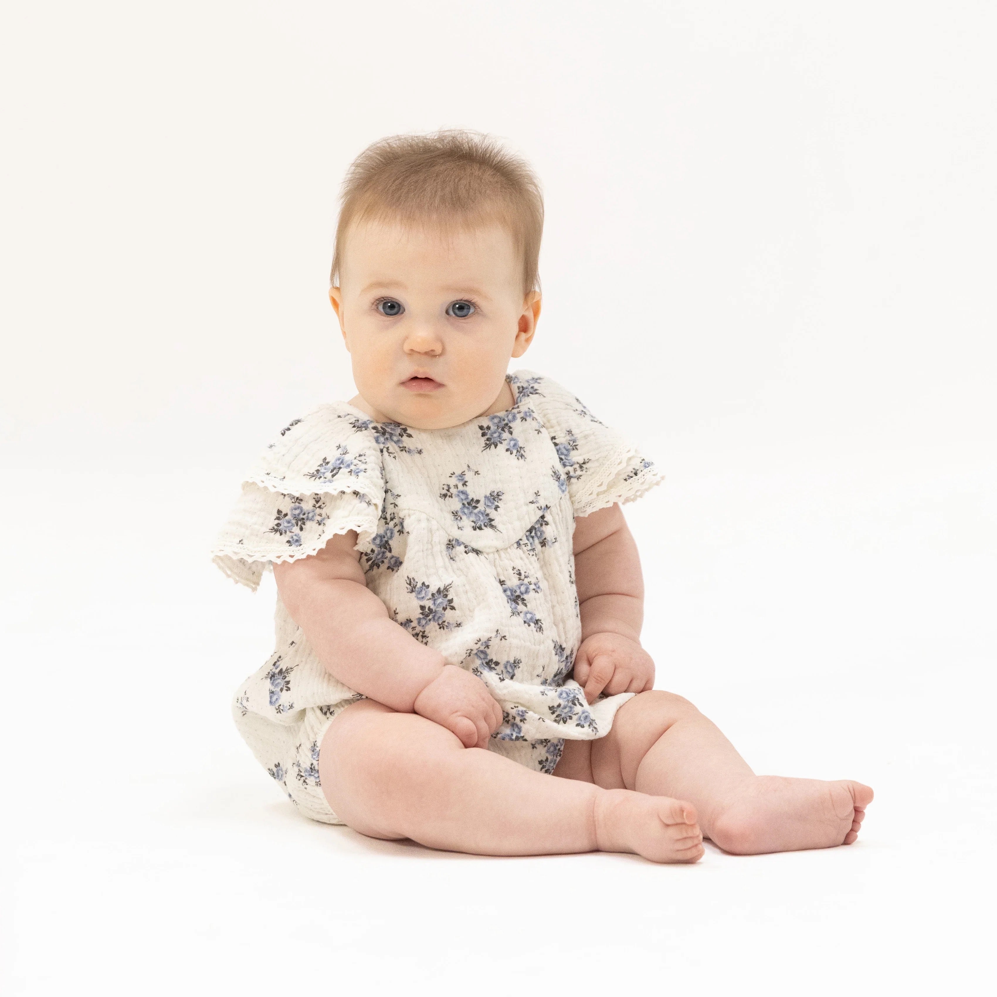 V-Neck Bubble | Belle Rosette Dot