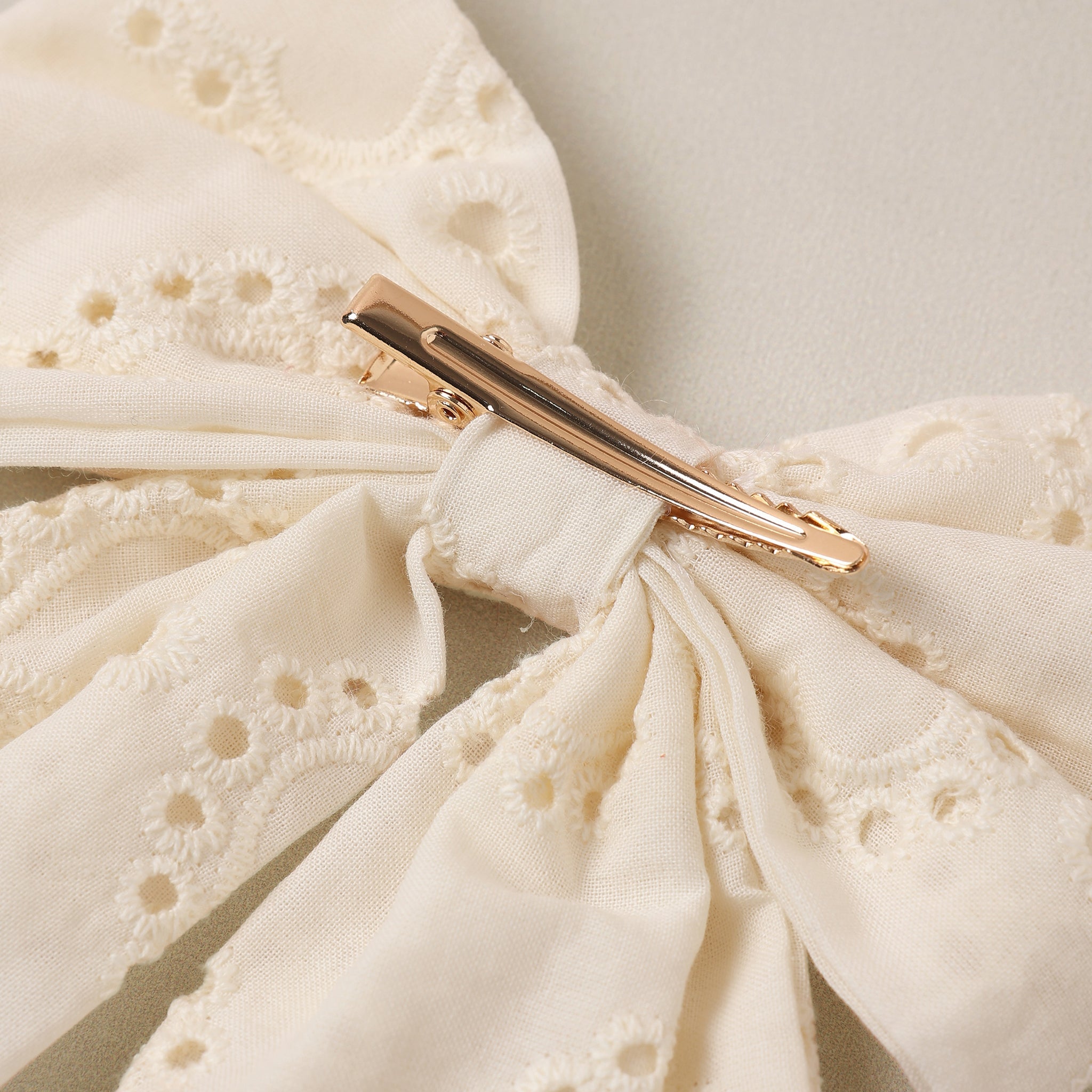 Everly Bow | Ivory