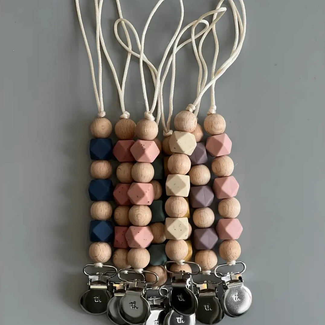 Maya Pacifier Toy Clip
