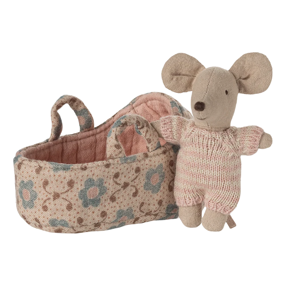 Baby Mouse in Carry Cot | Rose