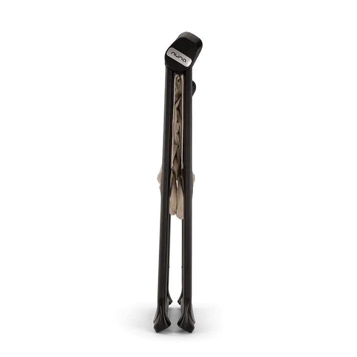 Demi Next Bassinet + Stand