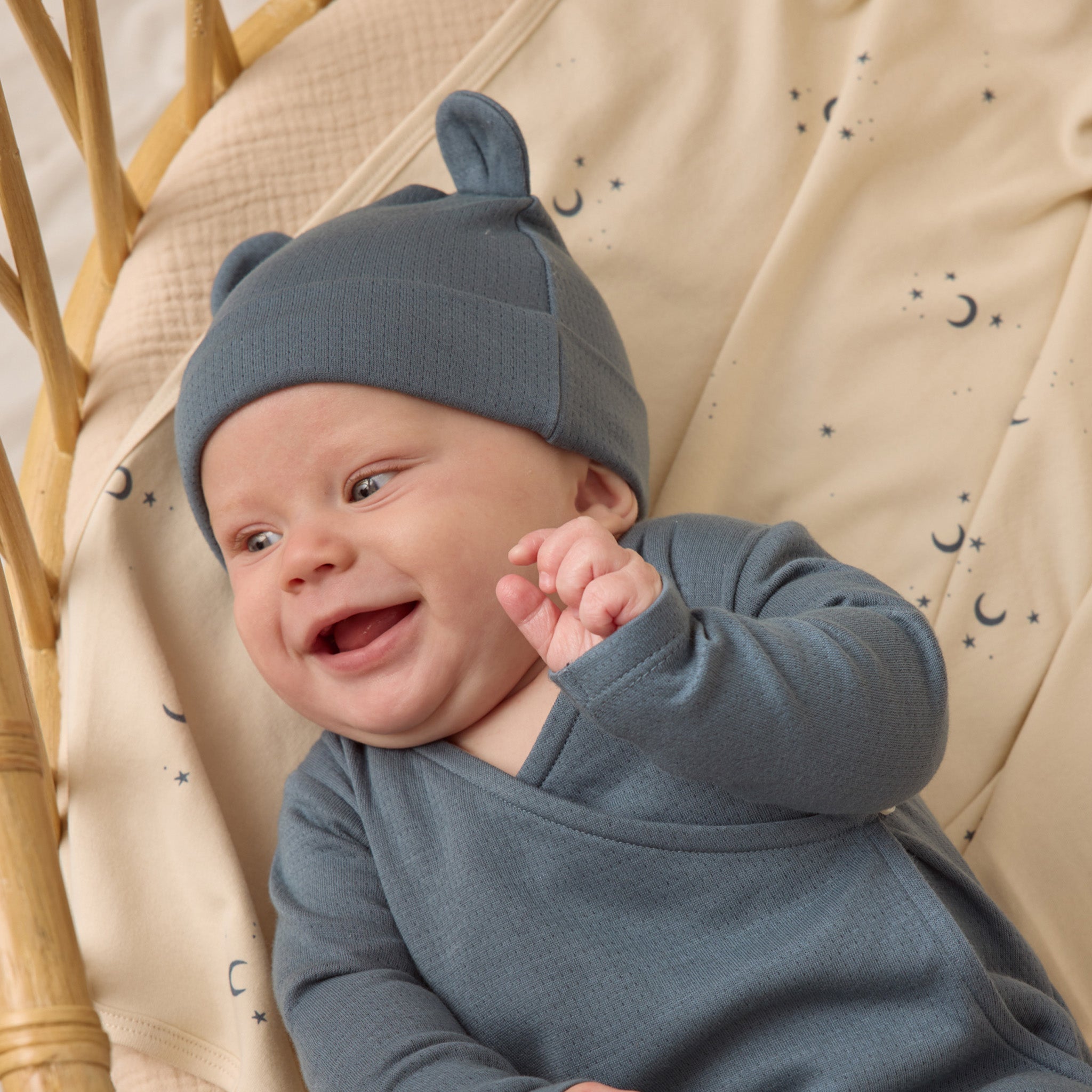 Baby Bear Beanie || Ocean