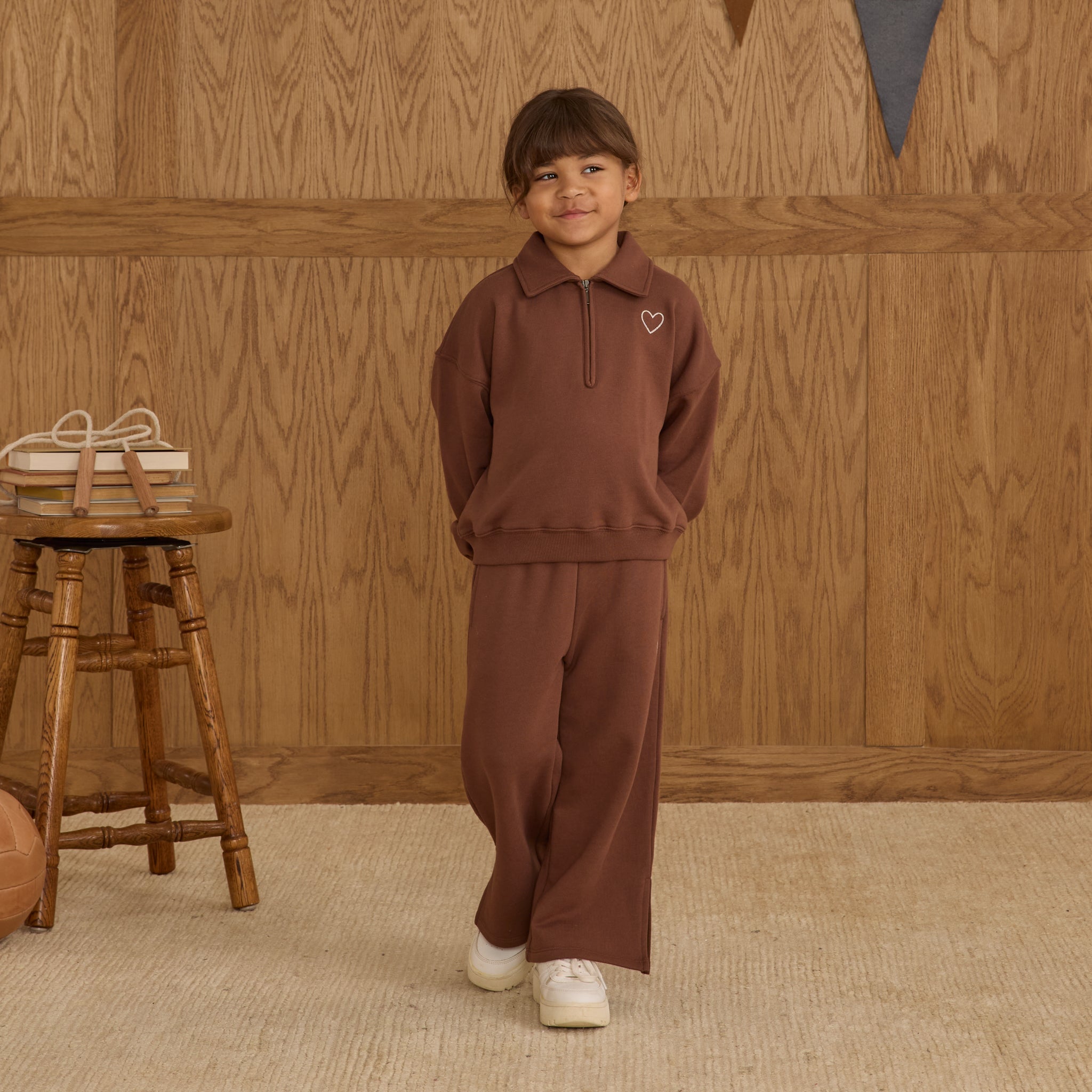 Hailey Sweatpant || Brown