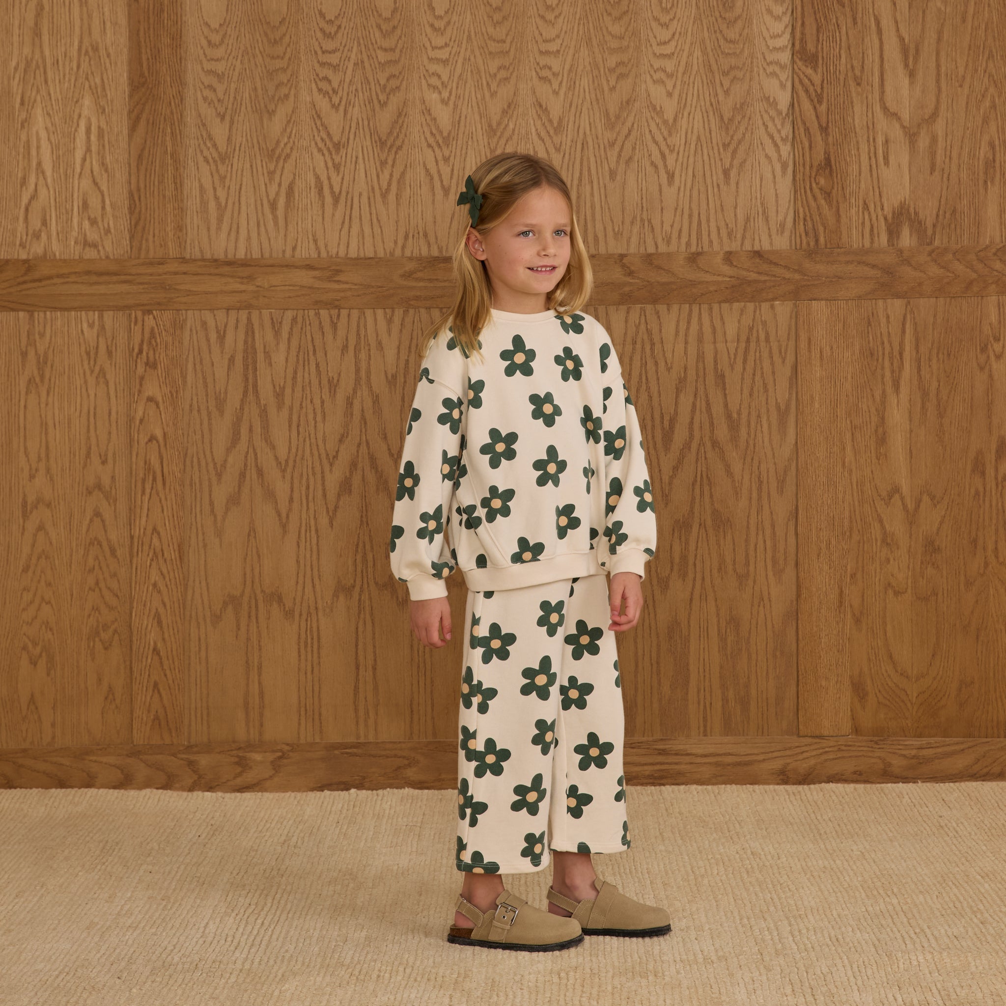 Wide Leg Sweatpant || Daisy