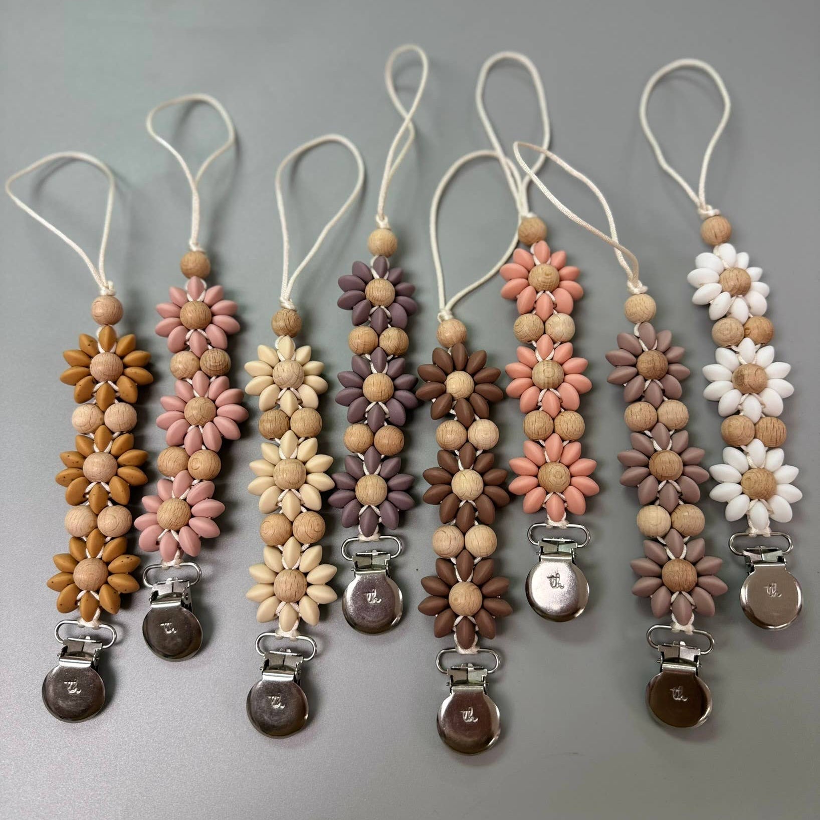 Olivia Paci/Toy Clip Beech Wood & Silicone